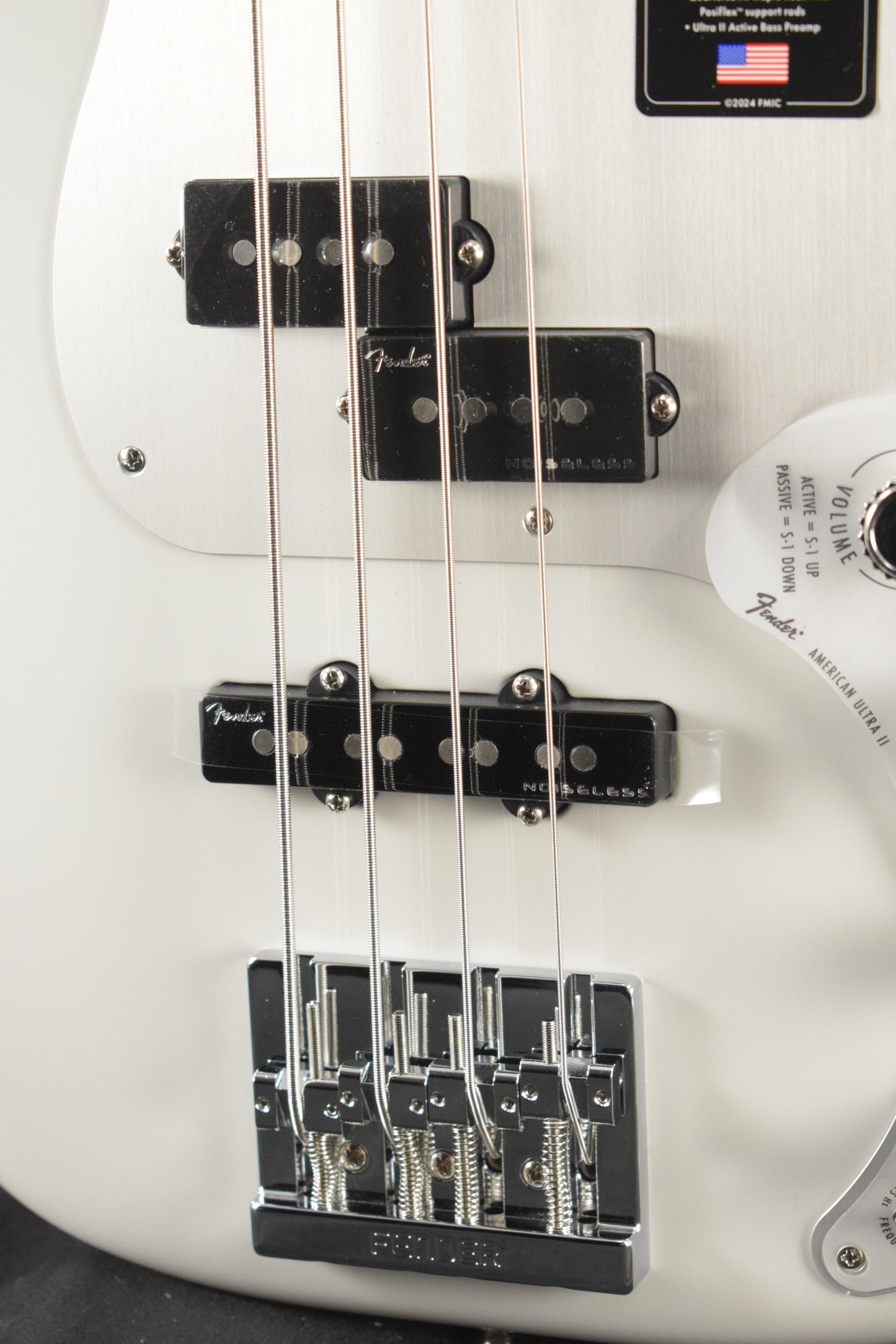 Fender American Ultra II Precision Bass Avalanche Maple Fingerboard