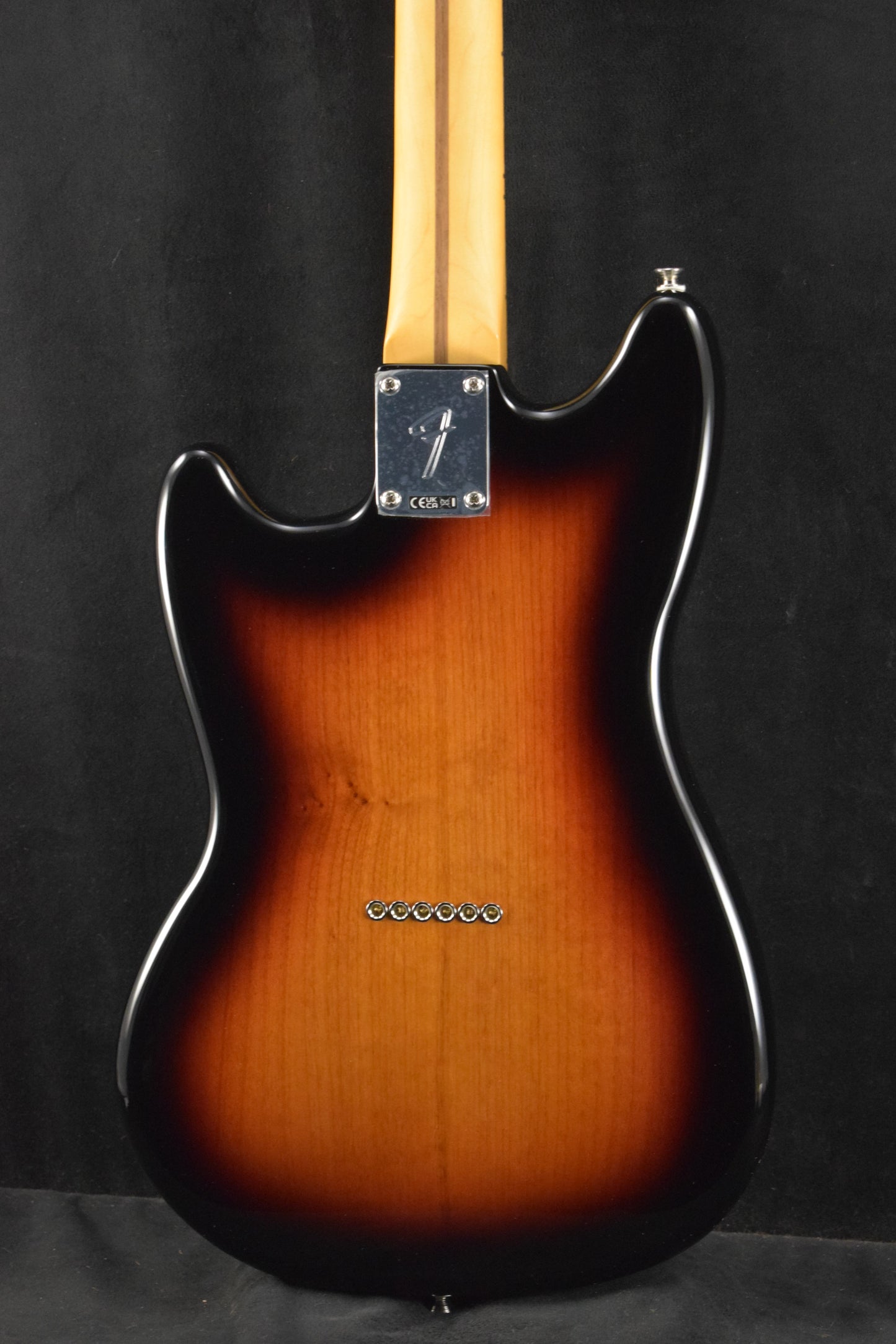 Fender Player II Mustang 3-Color Sunburst Maple Fingerboard