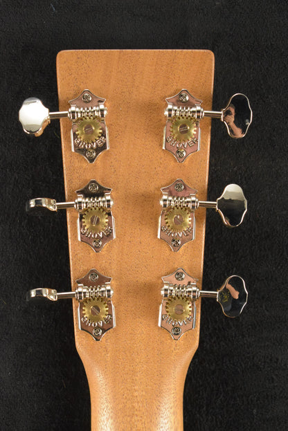 Martin D Biosphere® III Dreadnought Robert Goetzl Polar Bears