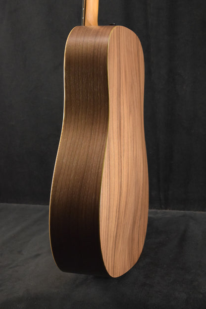 Taylor BBT Big Baby Taylor Walnut/Sitka Spruce Natural