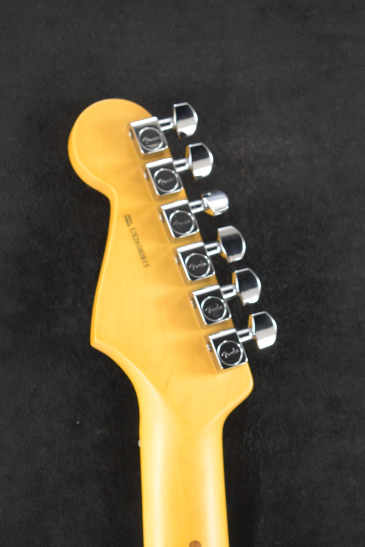 Fender American Professional Stratocaster HSS Olympic White Maple Fingerboard
