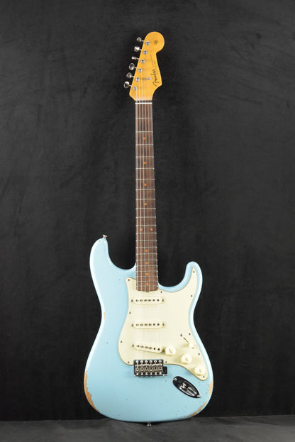 Fender Custom Shop '62 Strat Relic with Closet Classic Hardware - Faded Aged Daphne Blue