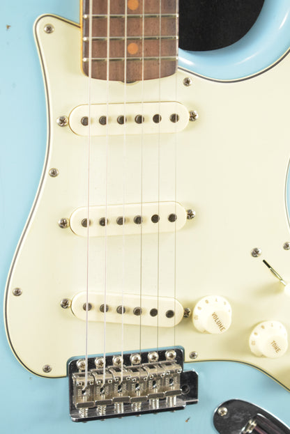 Fender Custom Shop '62 Strat Relic with Closet Classic Hardware - Faded Aged Daphne Blue