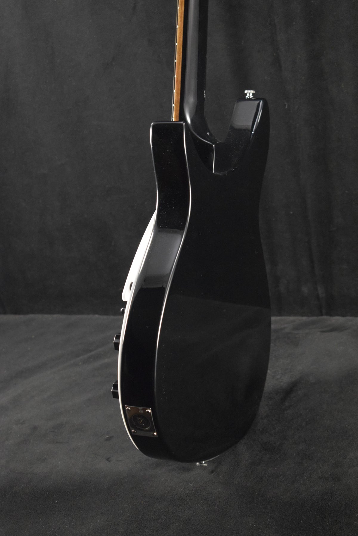 Rickenbacker 350V63 Liverpool Jetglo