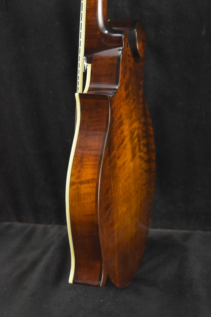 Eastman MD515-CS F-Style F-Hole Mandolin Classic Sunburst