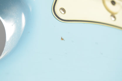Fender Custom Shop '62 Strat Relic with Closet Classic Hardware - Faded Aged Daphne Blue