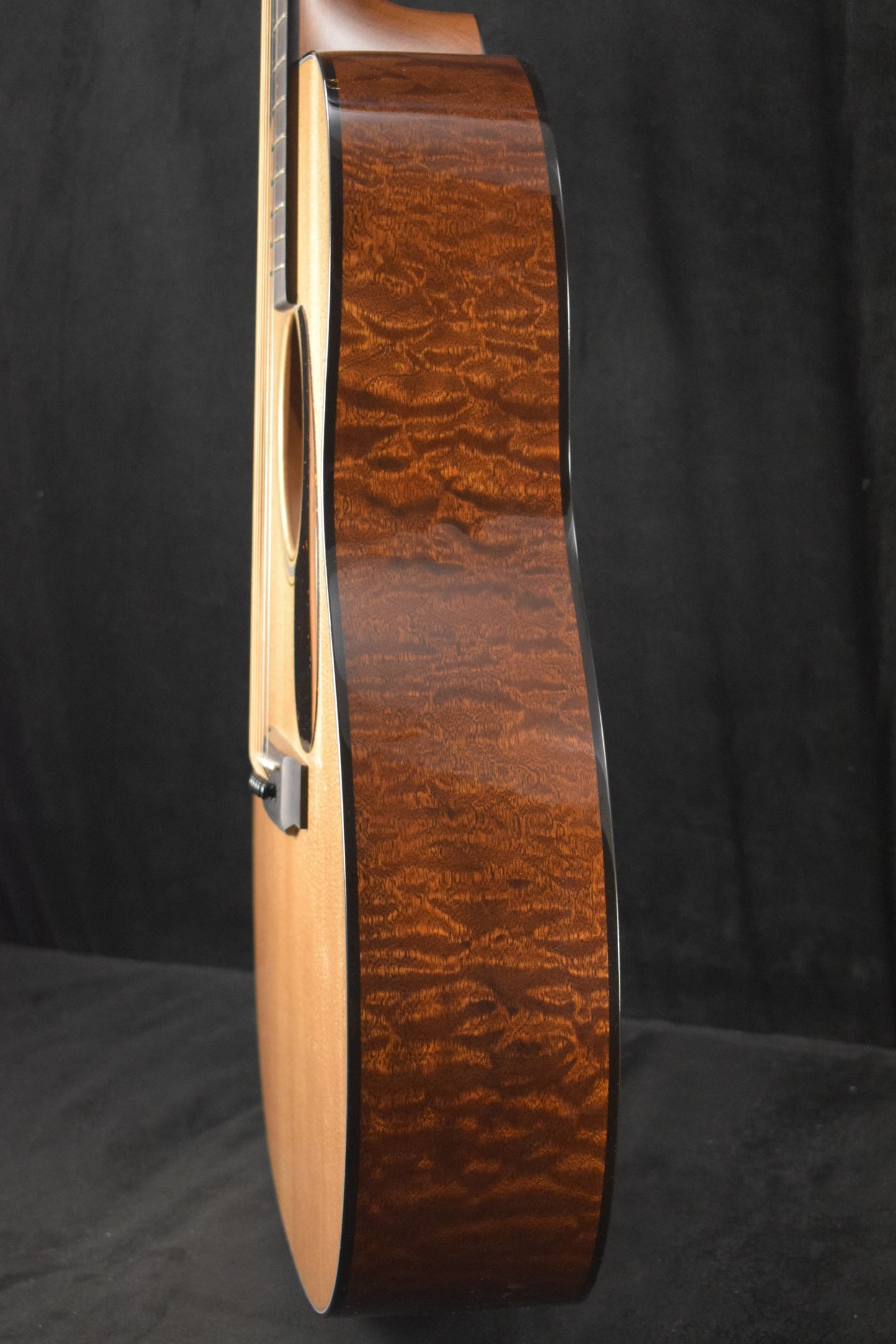 Martin Custom Shop M/0000 Grand Auditorium Quilted Pommele Sapele Sitka Spruce VTS Natural