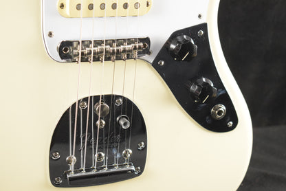 Fender Johnny Marr Jaguar Olympic White Rosewood Fingerboard