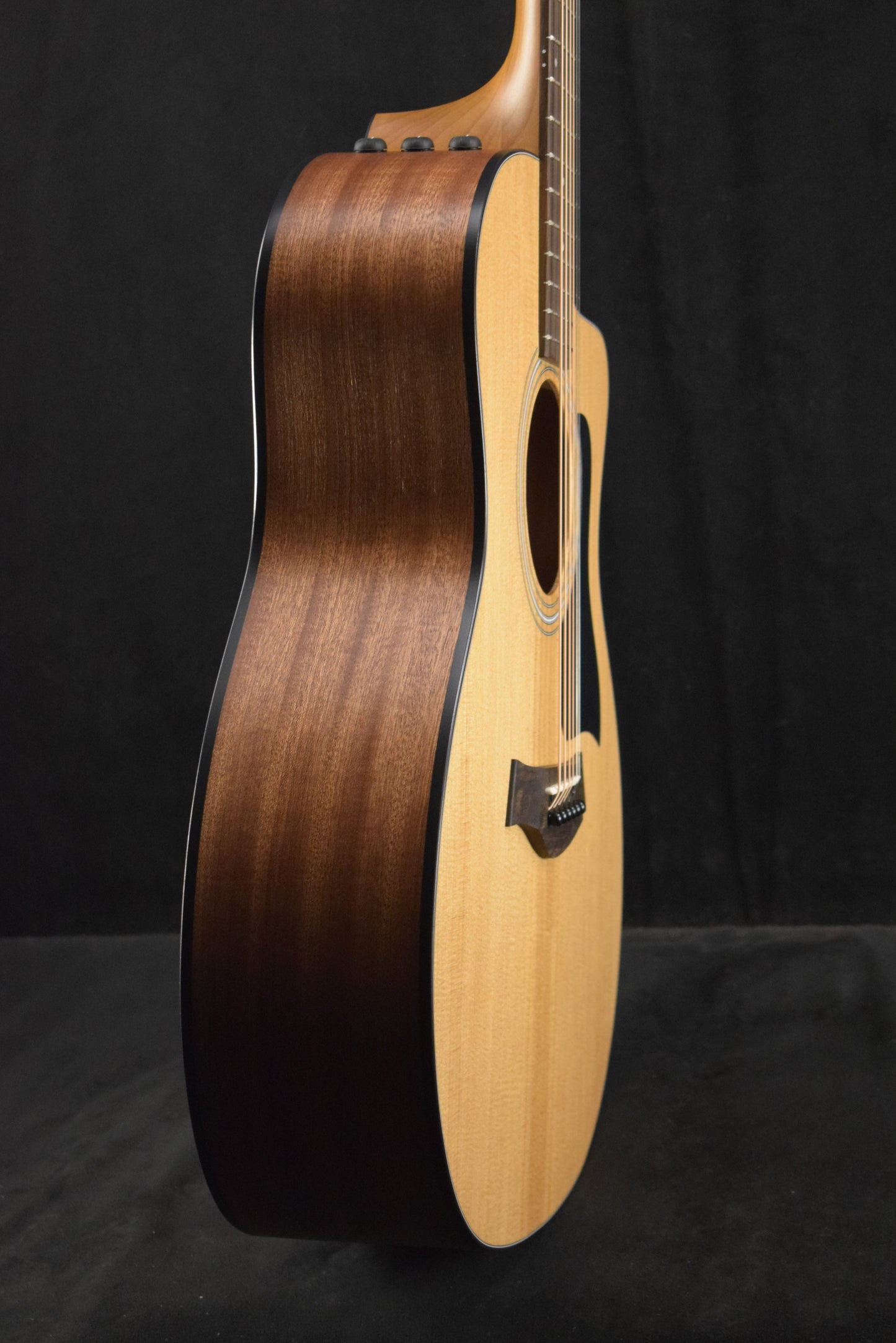 Taylor 114ce Sapele/Torrefied Spruce Natural