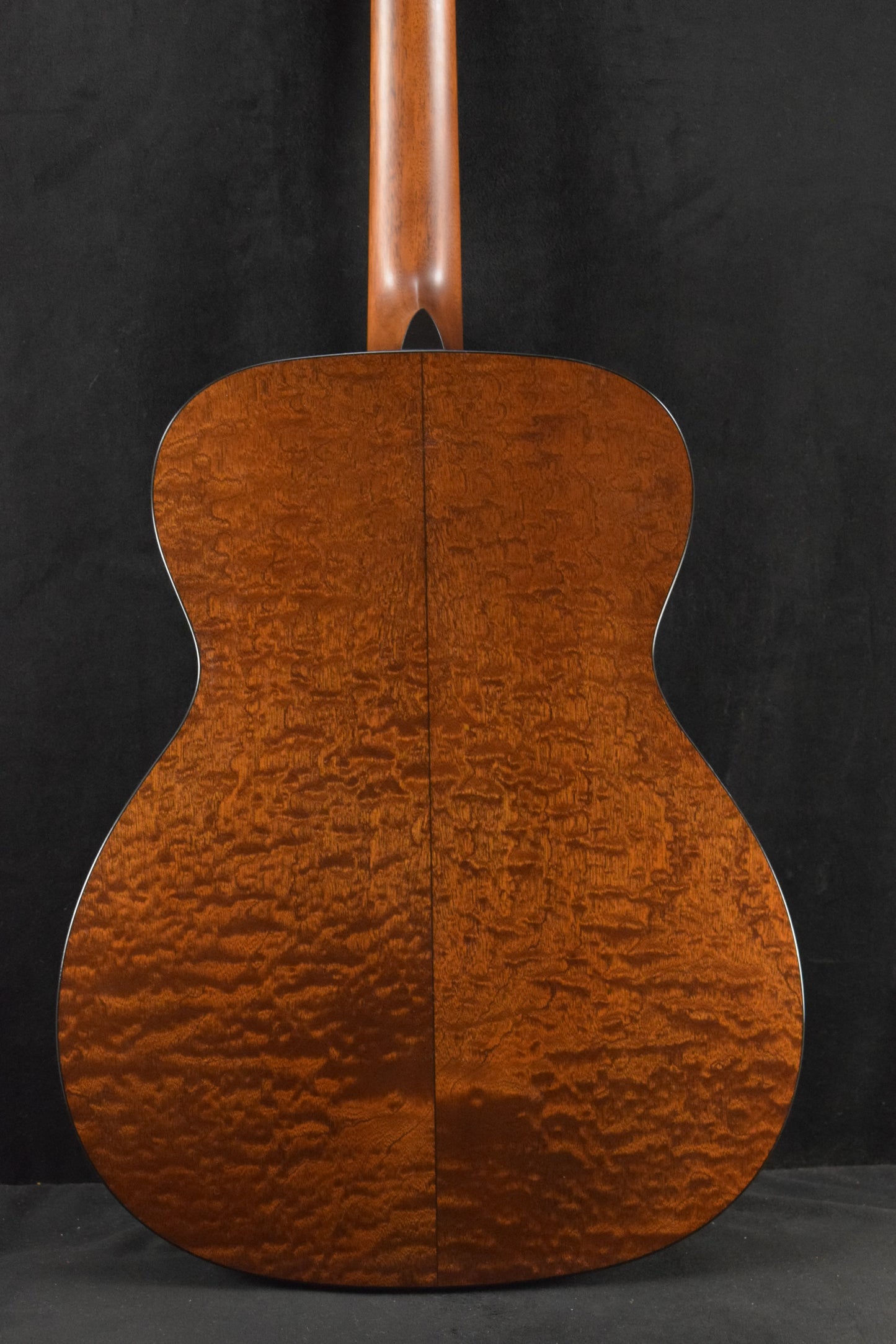 Martin Custom Shop M/0000 Grand Auditorium Quilted Pommele Sapele Sitka Spruce VTS Natural