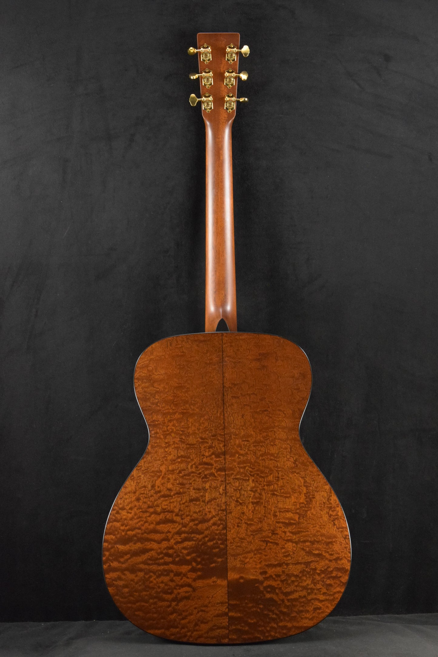 Martin Custom Shop M/0000 Grand Auditorium Quilted Pommele Sapele Sitka Spruce VTS Natural