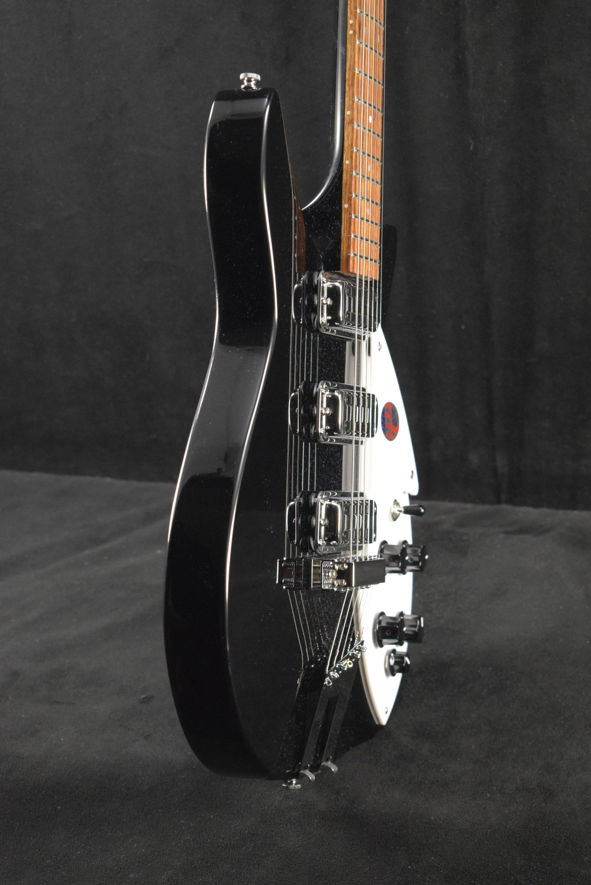 Rickenbacker 350V63 Liverpool Jetglo