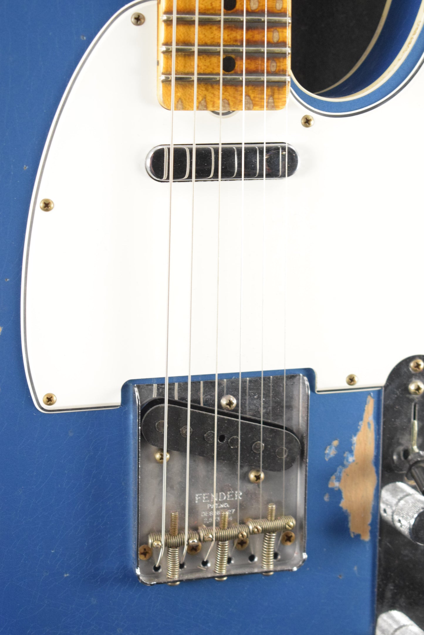 Fender Time Machine 1965 Telecaster Custom – Heavy Relic Aged Lake Placid Blue
