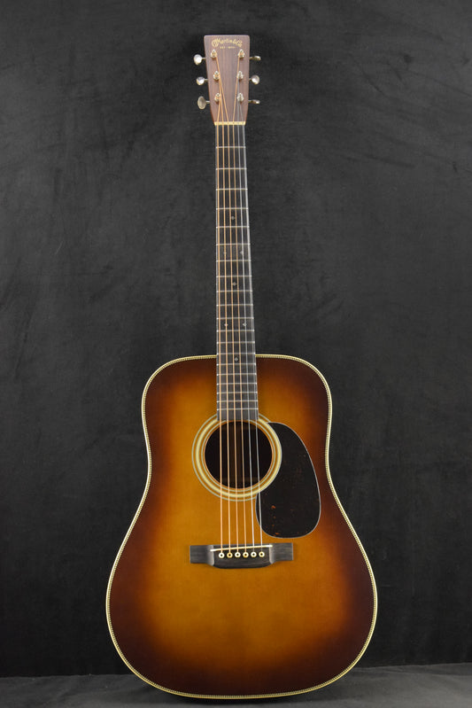 Martin Custom Shop D-28 Authentic 1937 Stage 1 Aging Ambertone