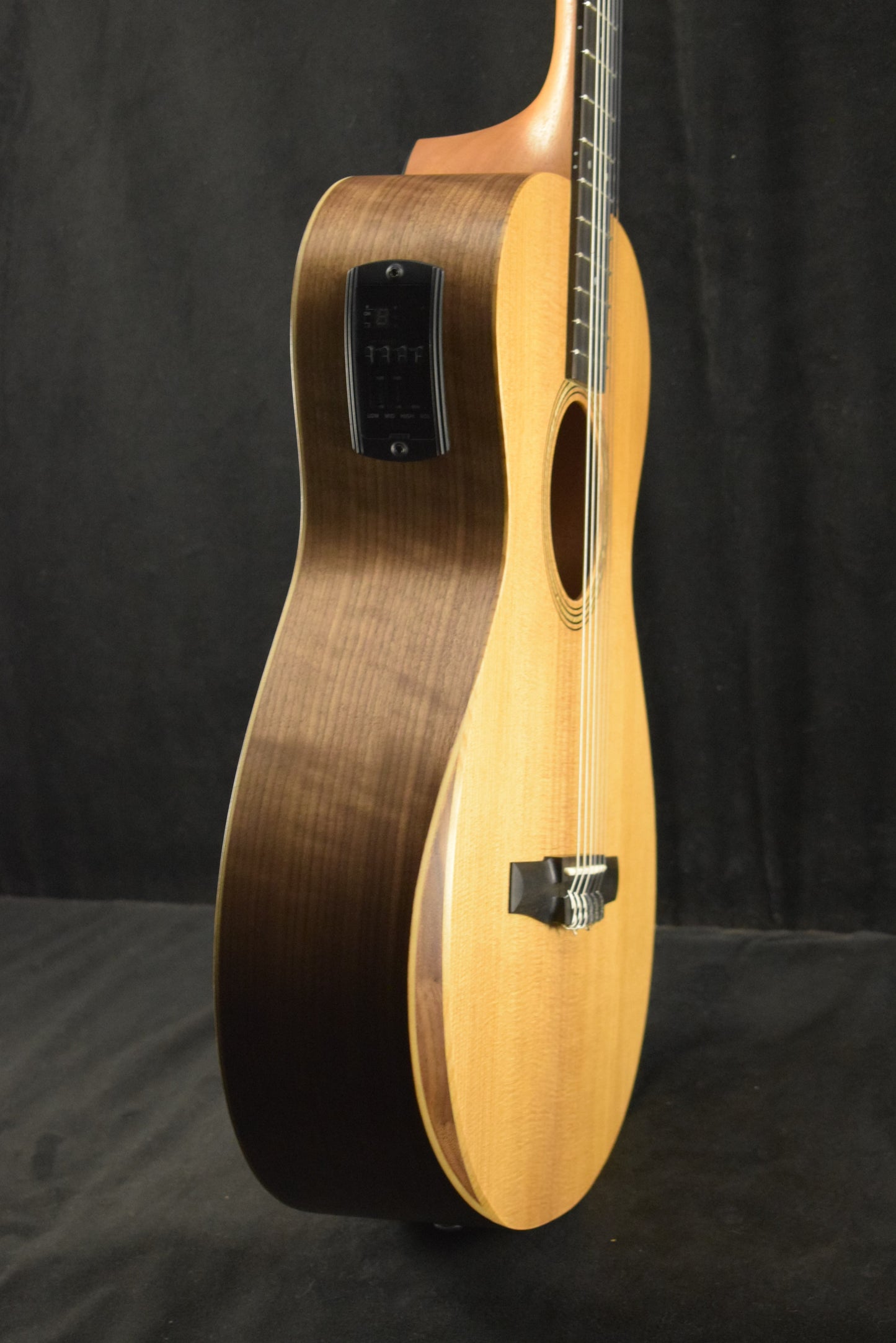 Taylor Academy 12e-N Nylon-String Acoustic-Electric Natural