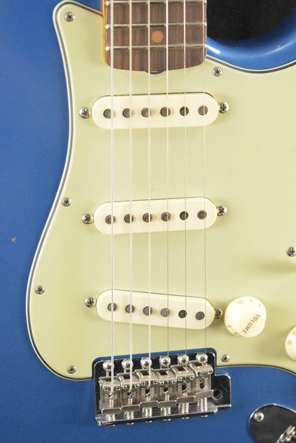 Fender Ltd Edition '63 Strat - Journeyman Relic w/Closet Classic HW Aged Lake Placid Blue