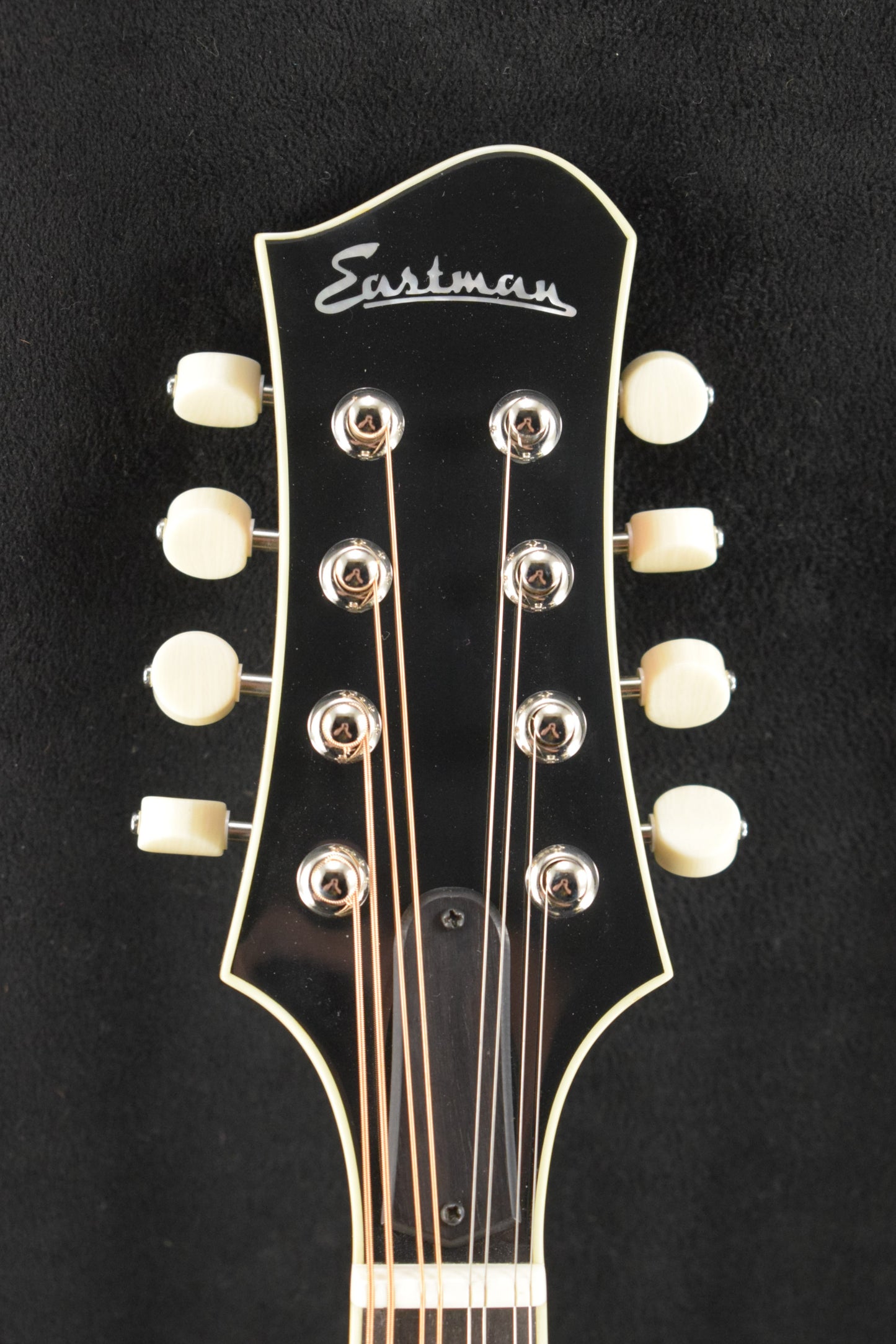 Eastman MD805-SB A-Style F-Hole Mandolin Sunburst Gloss