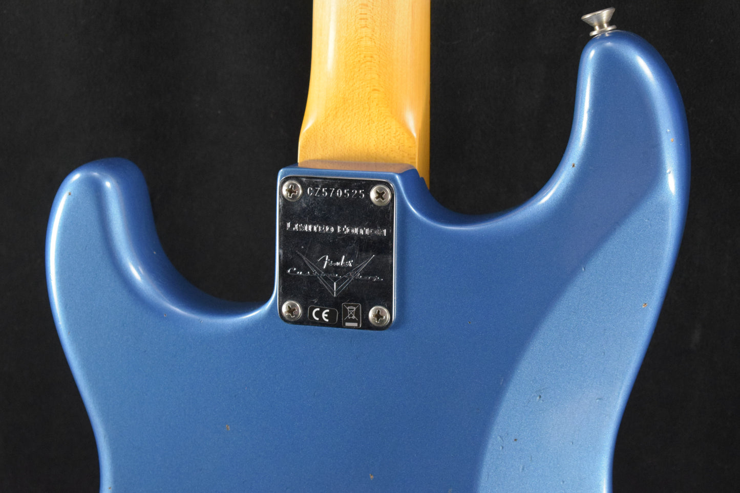 Fender Ltd Edition '63 Strat - Journeyman Relic w/Closet Classic HW Aged Lake Placid Blue