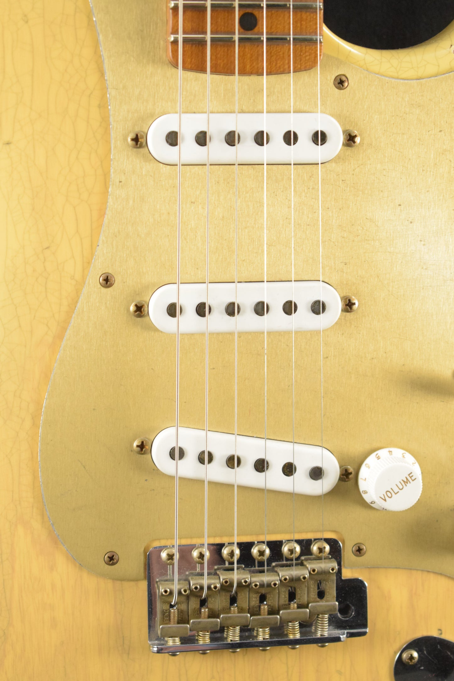 Fender 1954 Roasted Stratocaster Journeyman Relic Natural Blonde 1-Piece Roasted Quartersawn Maple Fingerboard