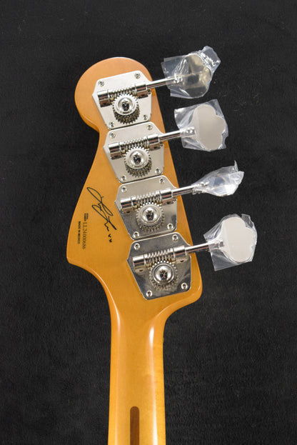 Fender Limited Edition Laura Lee Jazz Bass Vintage White Rosewood Fingerboard