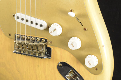 Fender 1954 Roasted Stratocaster Journeyman Relic Natural Blonde 1-Piece Roasted Quartersawn Maple Fingerboard