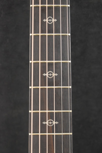 Taylor 224ce-K DLX Shaded Edgeburst