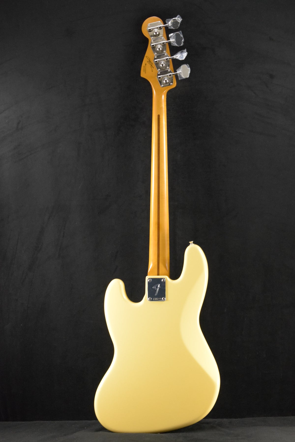 Fender Limited Edition Laura Lee Jazz Bass Vintage White Rosewood Fingerboard