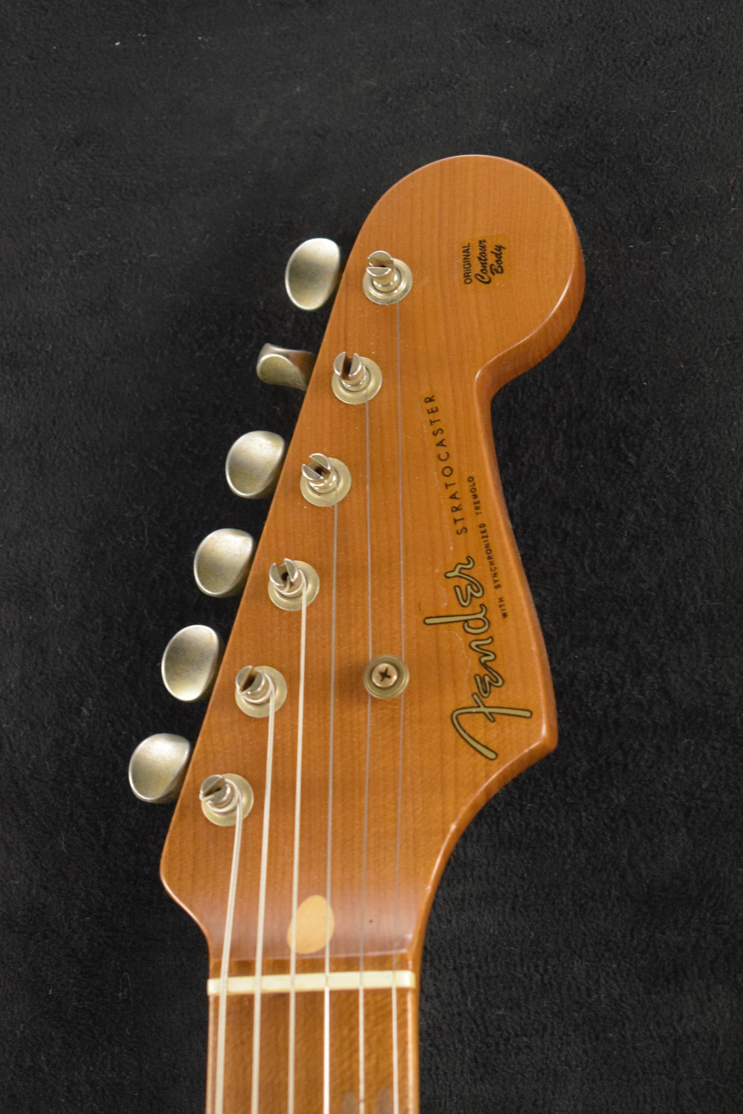 Fender 1954 Roasted Stratocaster Journeyman Relic Natural Blonde 1-Piece Roasted Quartersawn Maple Fingerboard