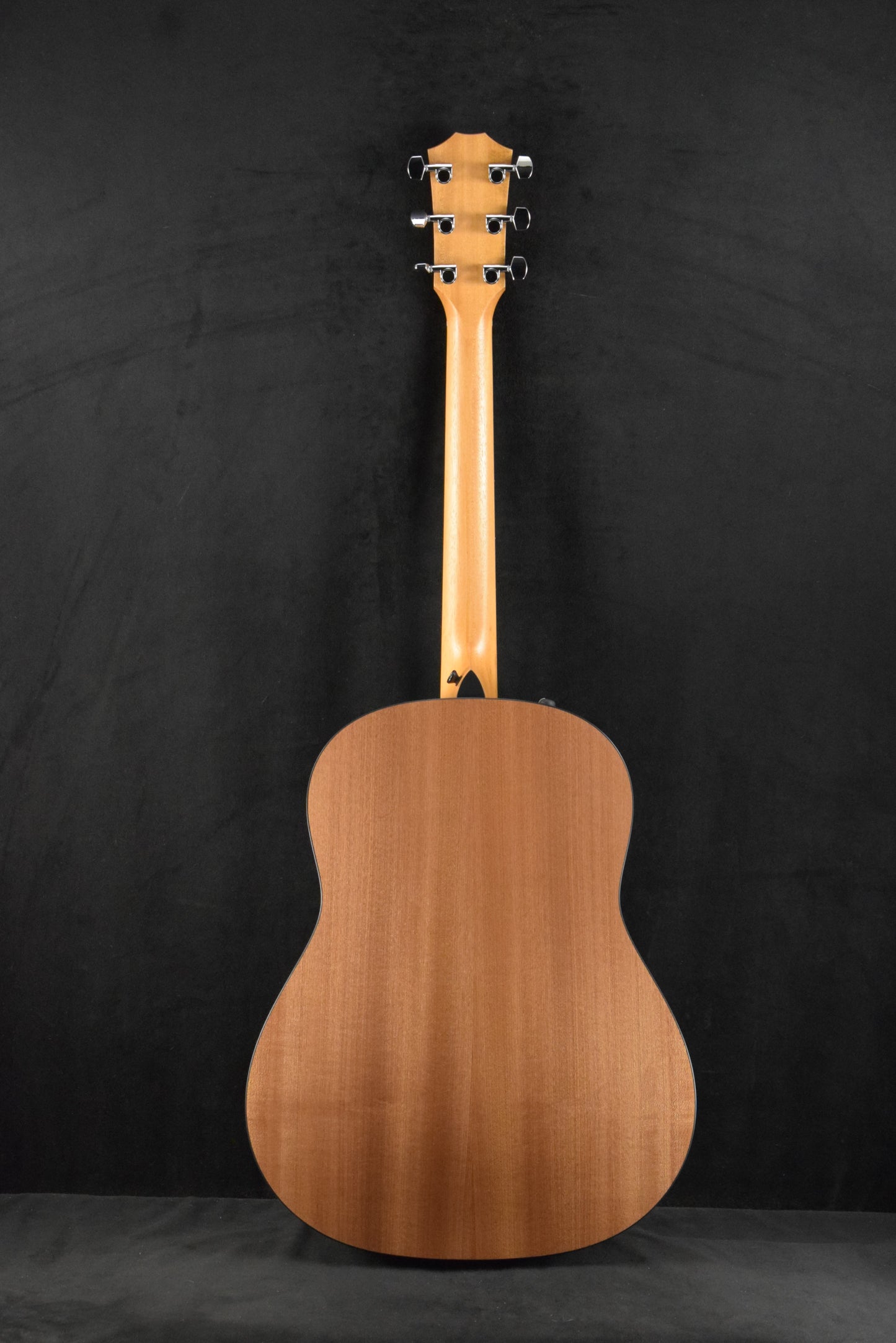 Taylor 117e Grand Pacific Dreadnought Natural Satin