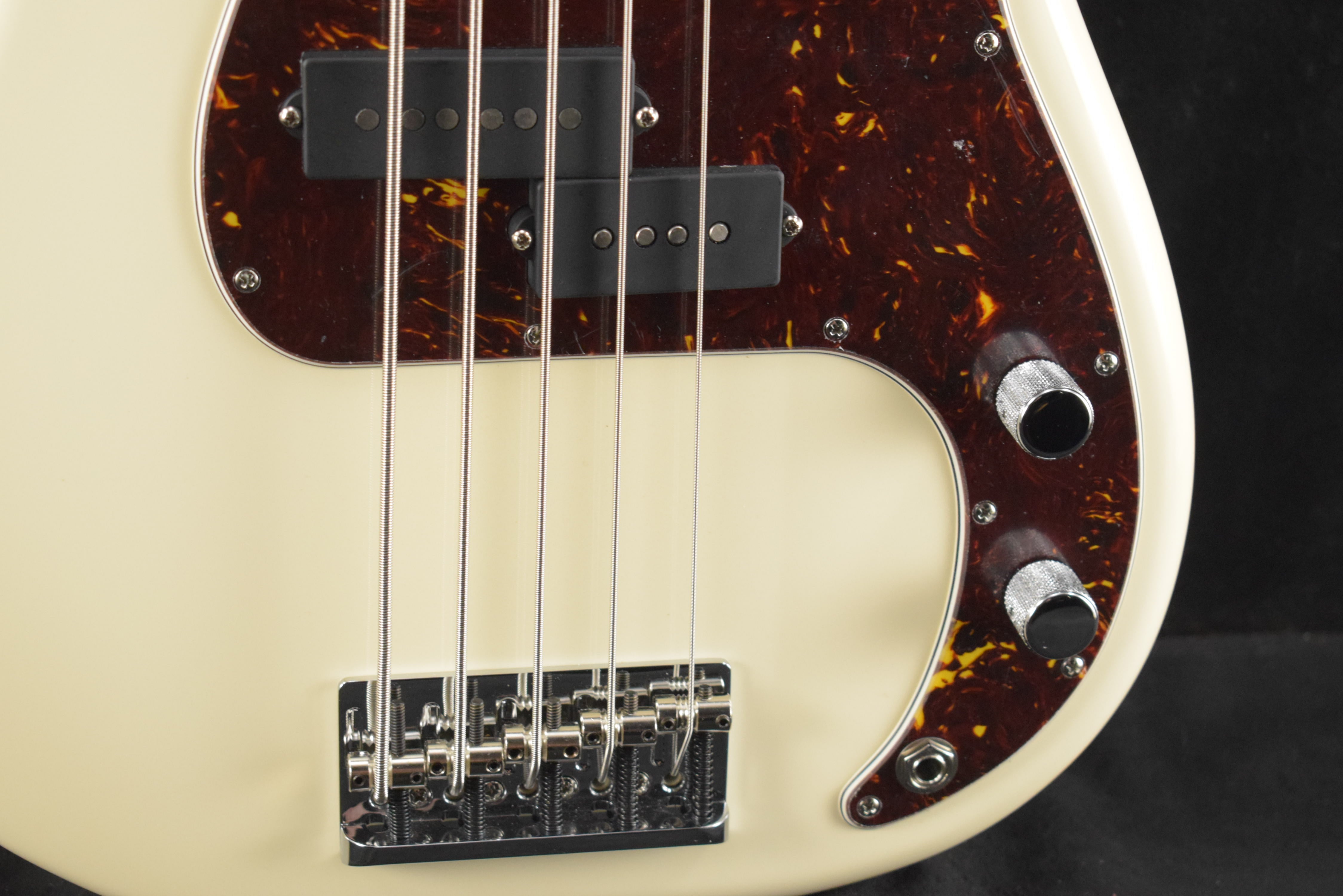Fender American Professional II Precision Bass V Olympic White