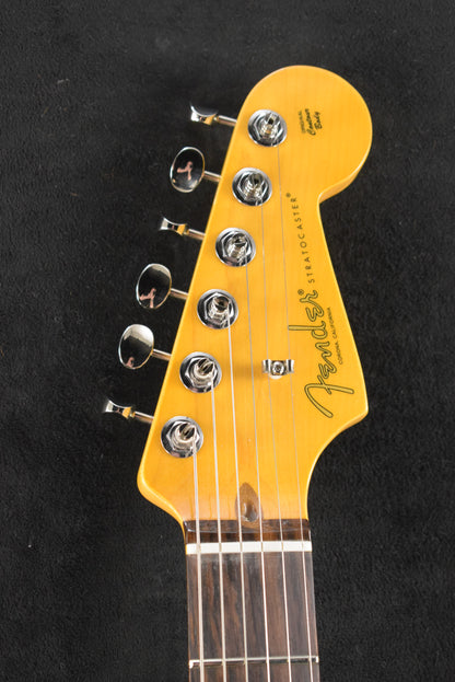 Fender Limited Edition American Professional Classic Stratocaster featuring the Fender Silent System 3-Color Sunburst