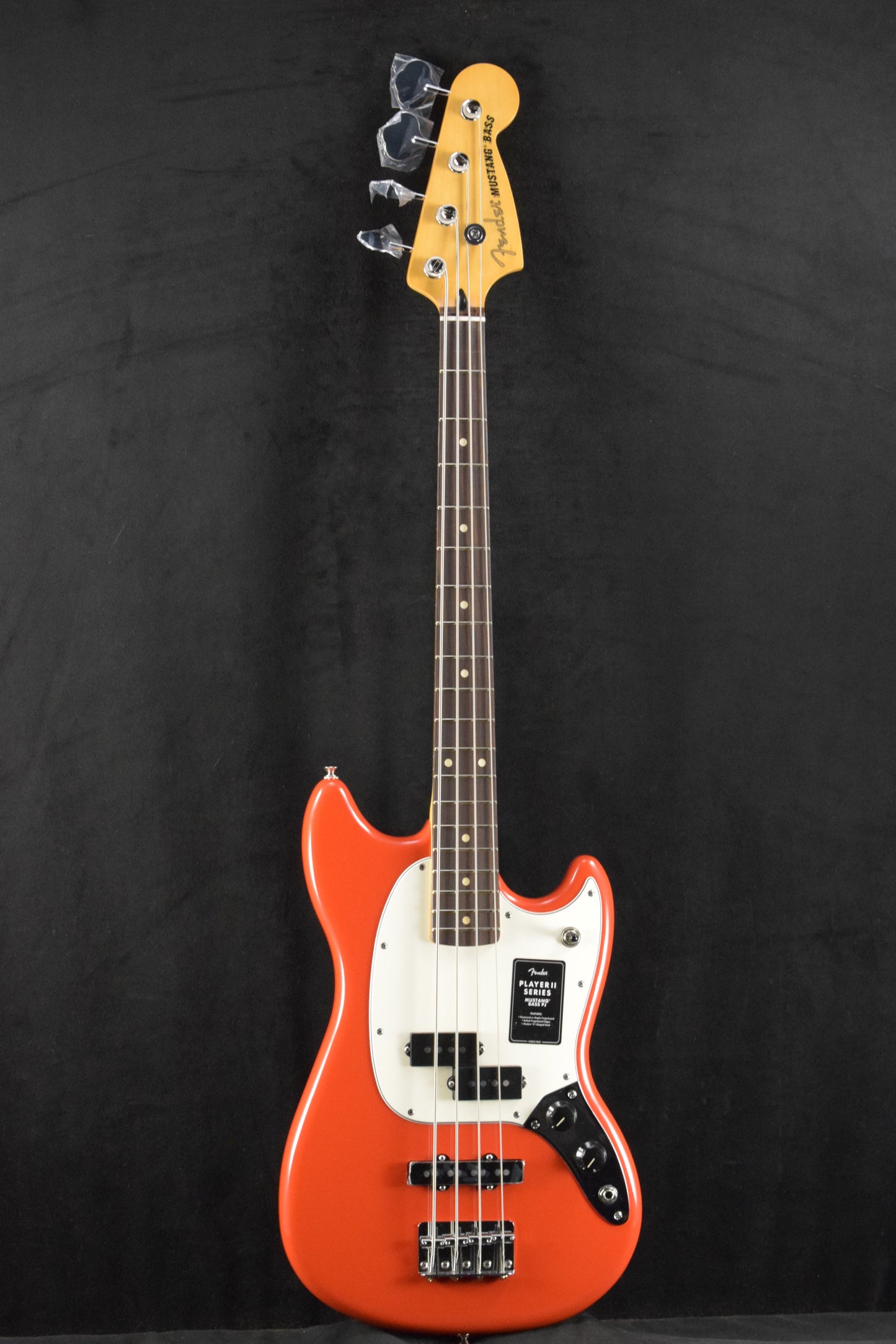 Fender Player II Mustang Bass PJ Coral Red Rosewood Fingerboard