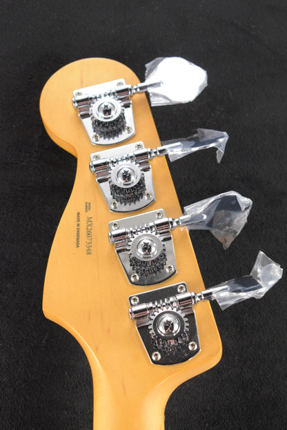 Fender Player II Jazz Bass Rallye Orange Rosewood Fingerboard