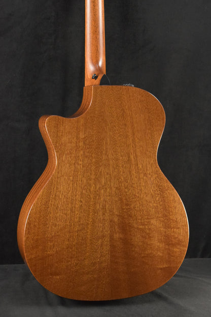 Taylor 324ce Studio Special Edition Shaded Edgeburst Top