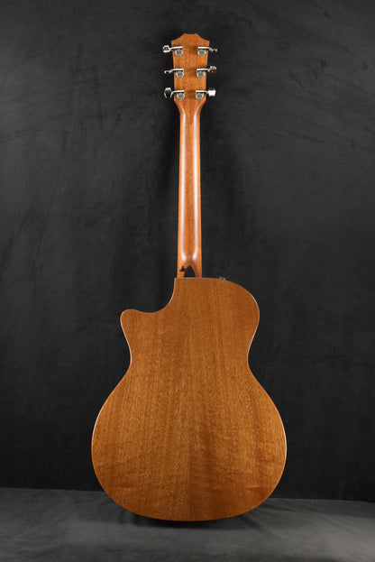Taylor 324ce Studio Special Edition Shaded Edgeburst Top