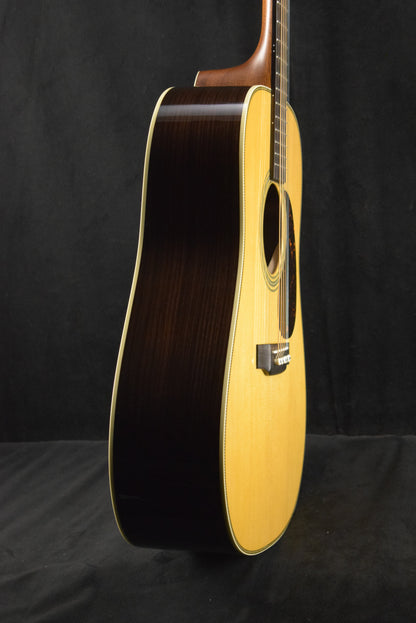 Martin D-28 Billy Strings Natural