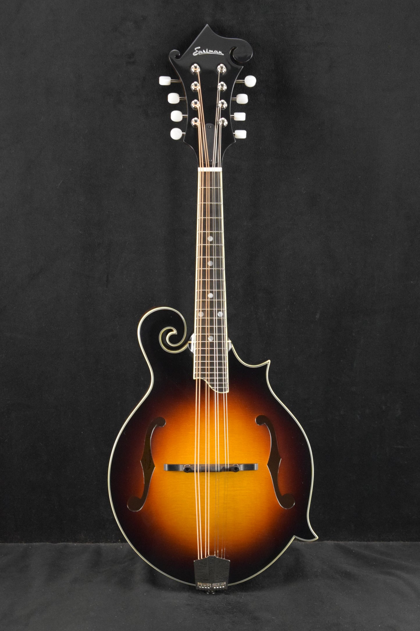 Eastman MD515-CS F-Style F-Hole Mandolin Classic Sunburst