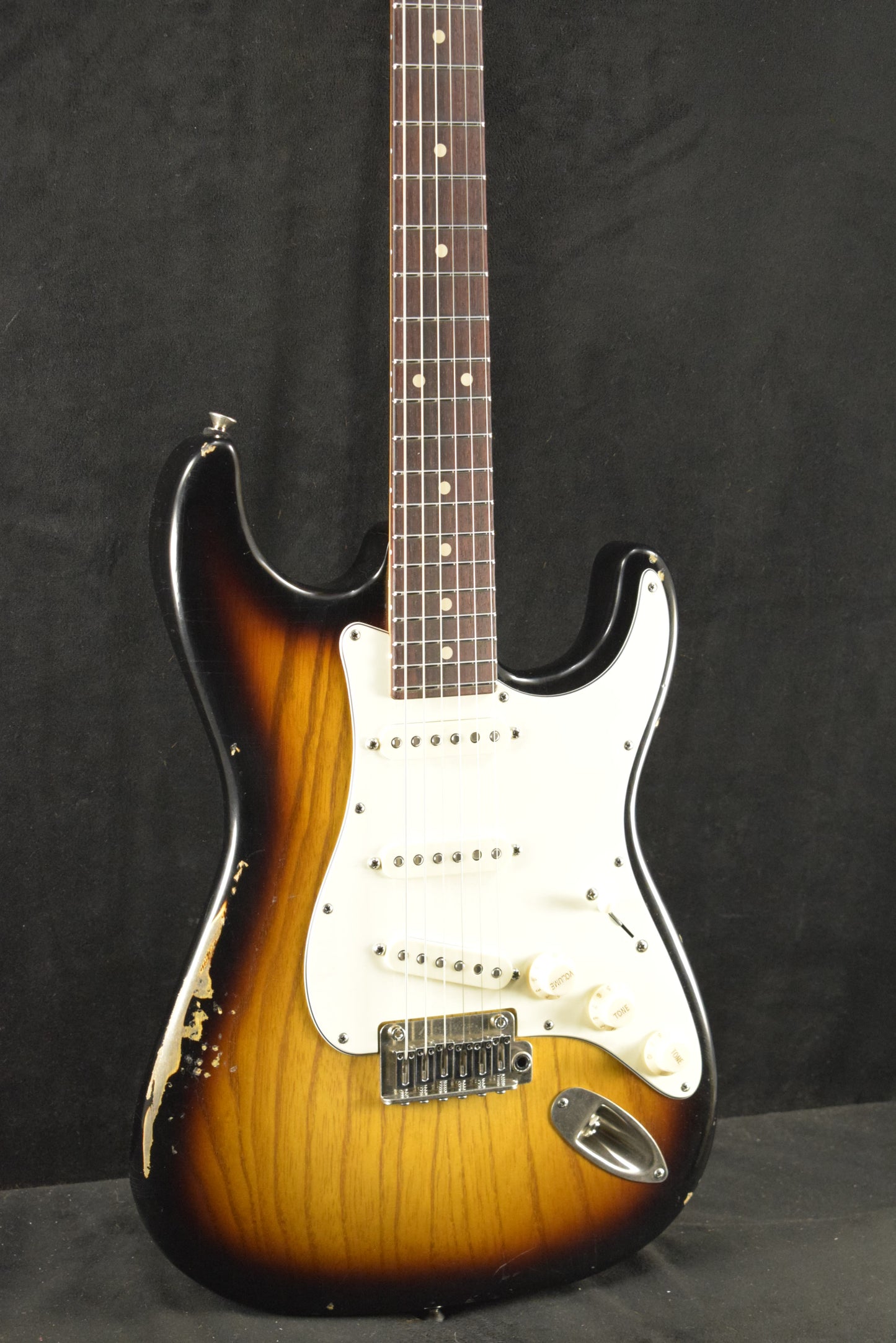 Tom Anderson Icon Classic In-Distress Level 2: Tobacco Burst - dark grain
