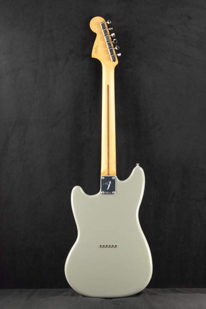 Fender Player II Mustang Cactus Gray Rosewood Fingerboard
