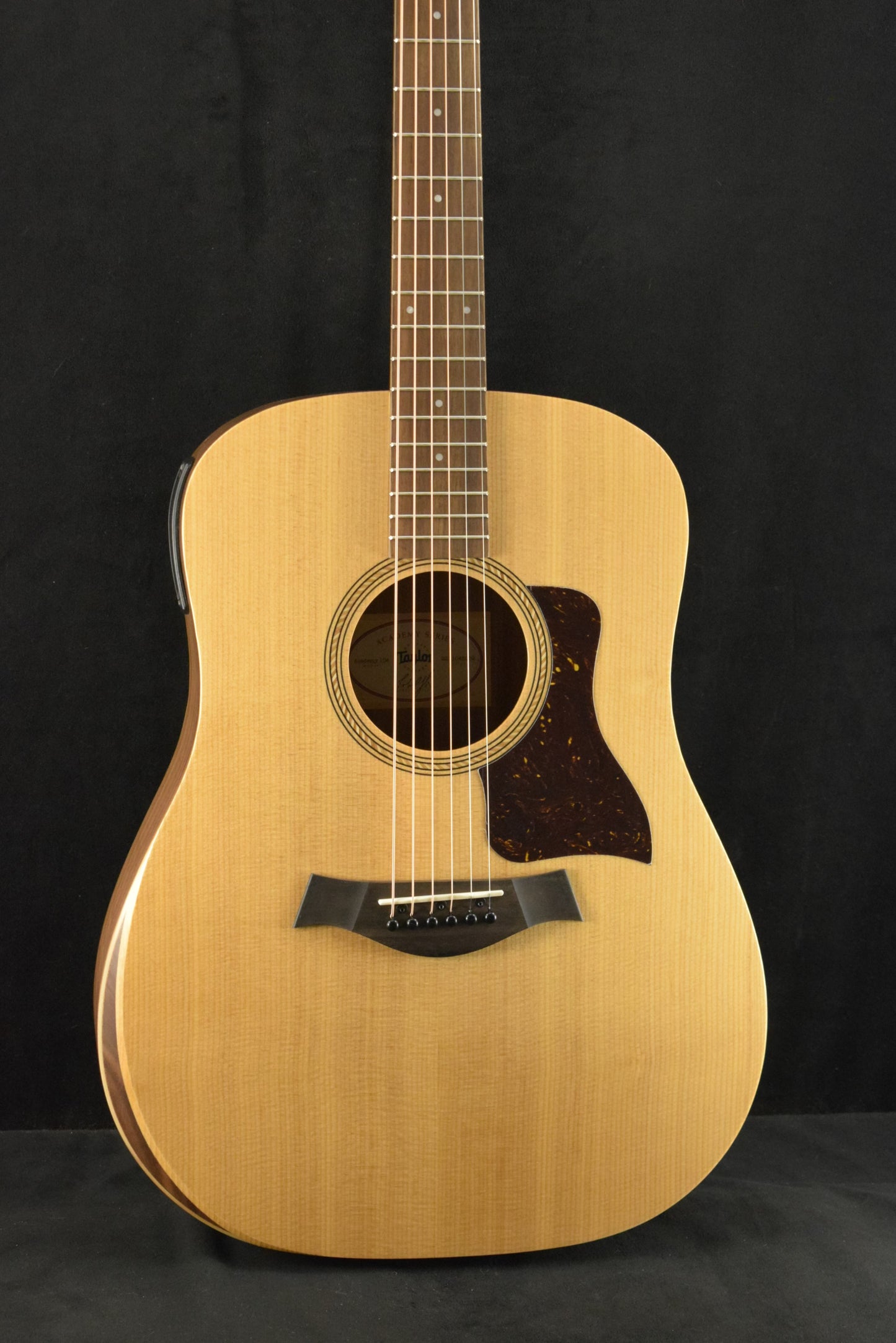 Taylor Academy 10e Dreadnought Walnut/Torrefied Spruce Natural
