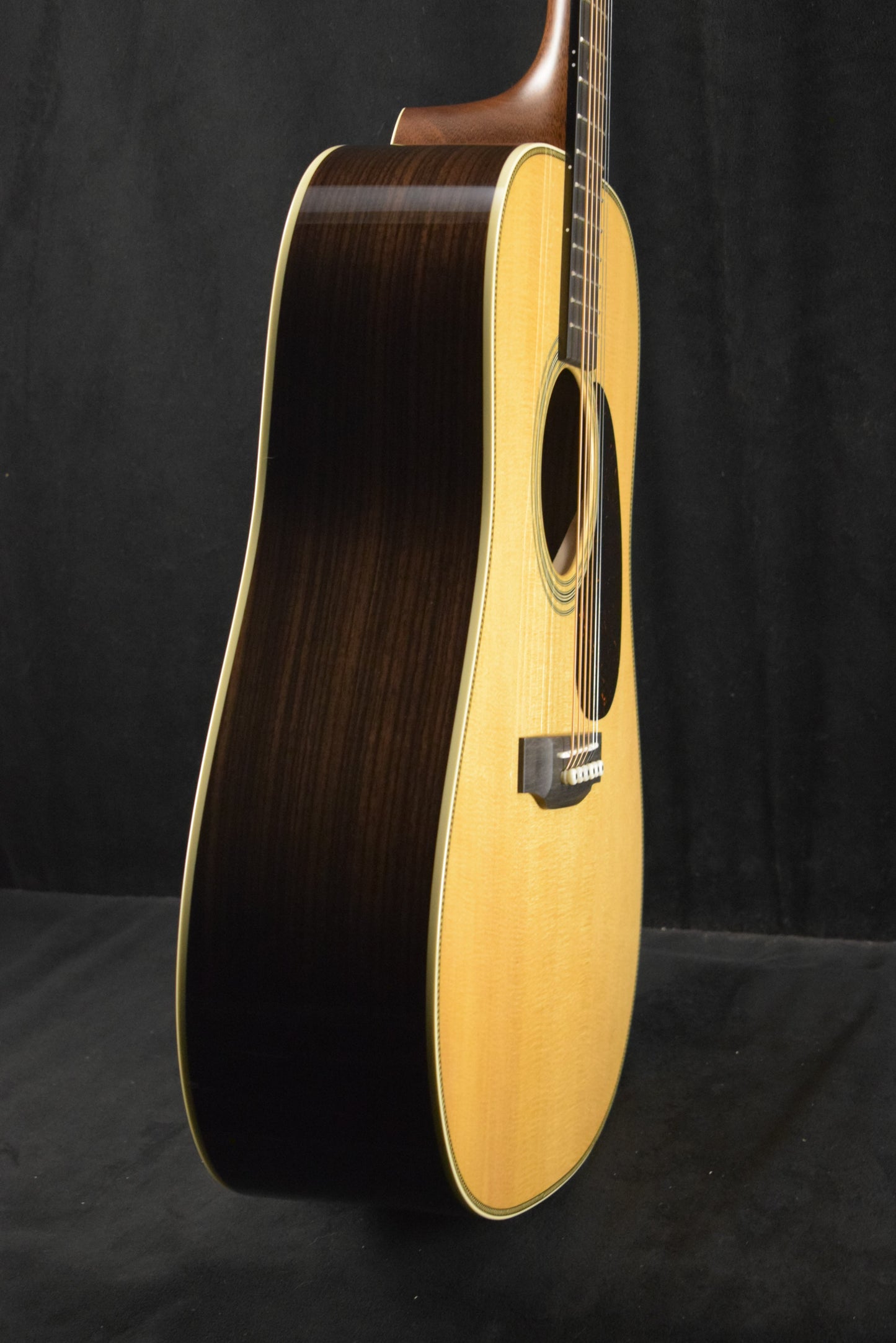 Martin D-28 Billy Strings Natural