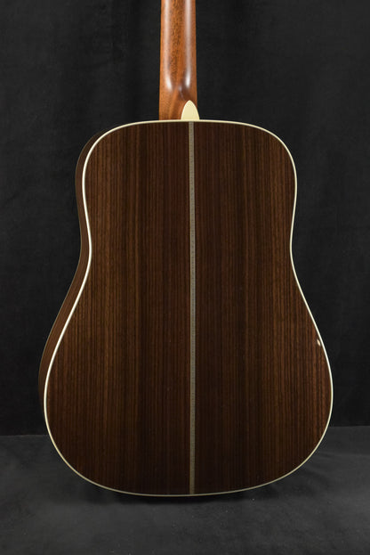 Martin D-28 Billy Strings Natural