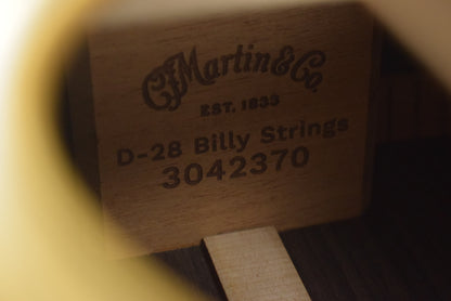 Martin D-28 Billy Strings Natural