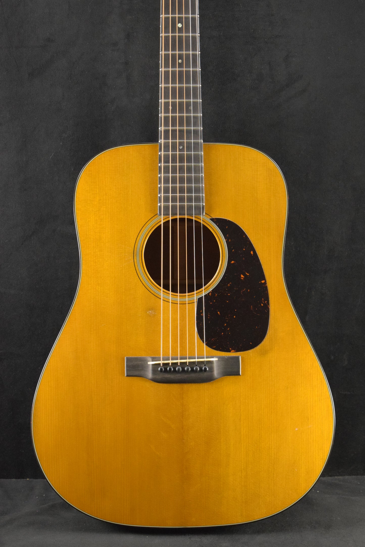 Martin Custom Shop D-18 Authentic 1937 VTS Aged Natural