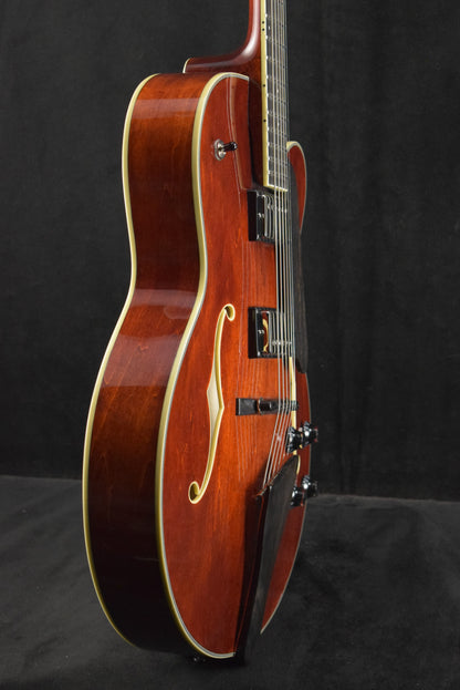 Eastman AR403CED 16" Archtop Kent Armstrong Pickups Classic Truetone Gloss