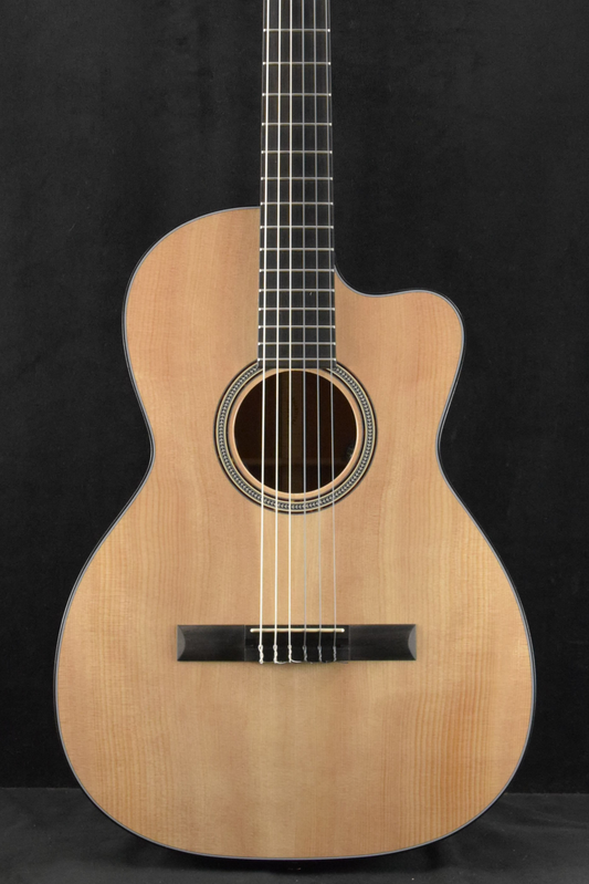 Martin 000C12-16E Nylon-String Acoustic-Electric Natural