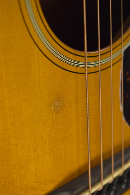 Martin Custom Shop D-18 Authentic 1937 VTS Aged Natural