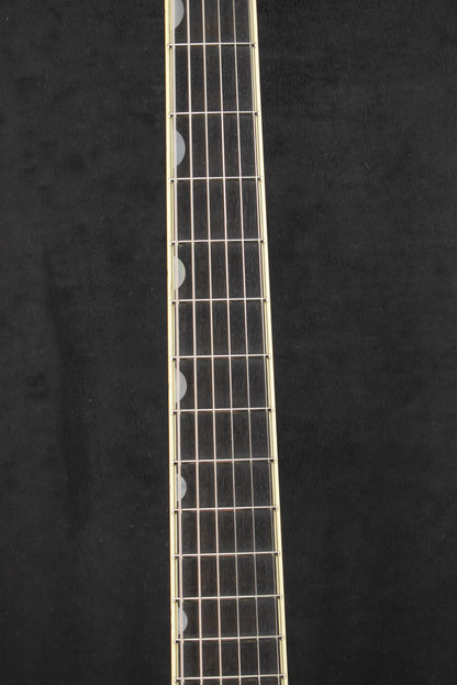 Gretsch G6134TG Limited Edition Penguin Champagne Sparkle