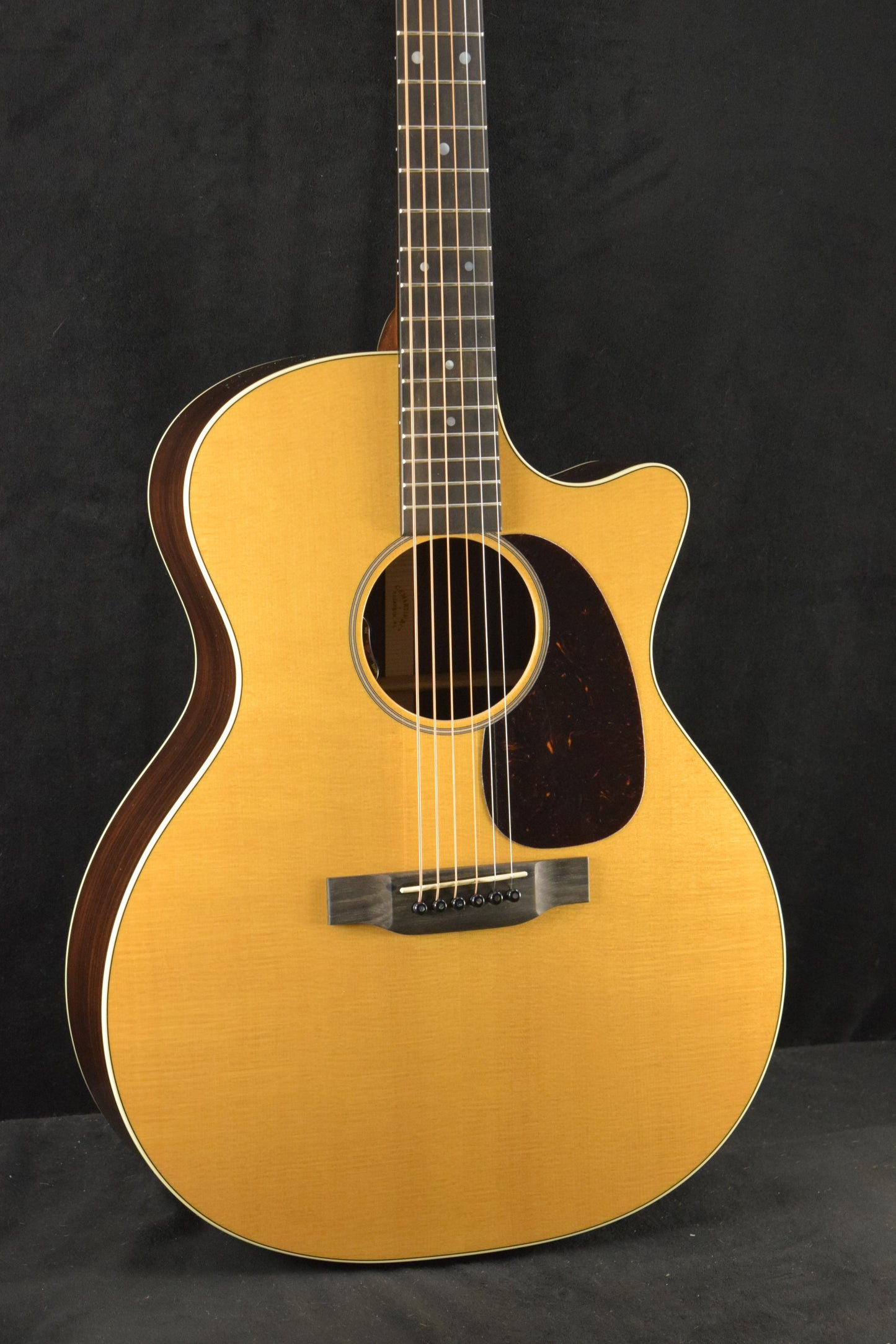 Martin GPC-16E Grand Performance (000 Depth) Acoustic Electric Natural