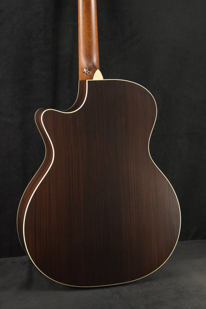 Martin GPC-16E Grand Performance (000 Depth) Acoustic Electric Natural